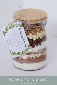 20 Christmas Recipes To Make With Kids Brownies In A Jar Christmas Food Gifts Christmas Food