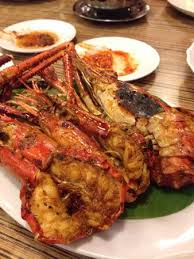 Biarkan sehingga terbit minyak dan masukkan santan pekat dan air asam jawa. Pindang Baung Picture Of Rumah Makan Pondok Kelapa Palembang Tripadvisor