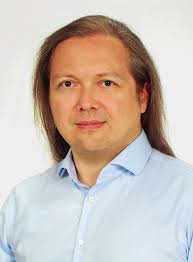 Ruslan Batdalov DEVELOPMENT OF AN OBJECT-ORIENTED TYPE SYSTEM USING DESIGN  PATTERN METHODOLOGY