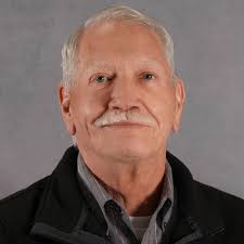 Dennis Spann's Instagram, Twitter & Facebook