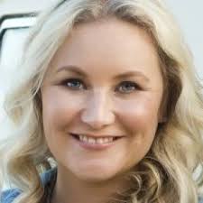 Denise Duffield-Thomas's Booking Agent and Speaking Fee