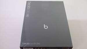 02:37 обзор наушников beats solo hd matte (2014) english version my channel is about different products of electronic gadgets (smartphones, tablets). First Look Matte Black Beats Solo Hd Youtube
