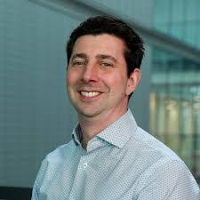 Darren Meredith's Instagram, Twitter & Facebook