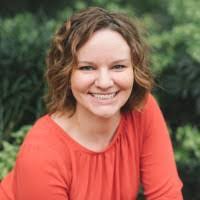 Amy Eynon's Instagram, Twitter & Facebook