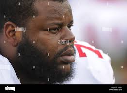New york giants offensive tackle hi-res stock photography and images