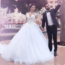 No need to worry about either size or price, because cocomelody pays great attention to both. Arabic Dubai Wedding Dresses 2020 Ball Gown Plus Size Long Sleeves Robe De Mariee Princesse Lace Bridal Gowns Vestidos De Noiva Wedding Dresses Aliexpress