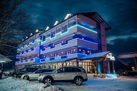 Hotel alex vă oferă servicii de cea mai bună calitate la standarde europene, având o tradiţie de peste 30 ani în domeniu. Hotel Eden Garden Spa Campulung Moldovenesc Info Suceava Informatii Utile Firme Anunturi Ghid Turistic Evenimente