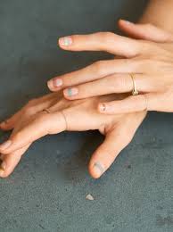 Entspricht die nagel stripes dem qualitätslevel, die sie in dieser preiskategorie erwarten? Nail Art Multi Colored Stripes Dots Bare Minds