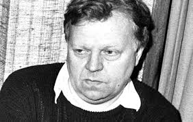 File:Jan Dibbets bij kort geding van drie kunstenaars tegen het vernielen  schilderij van Barnett Newman, 1968.jpg