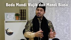 Ustadz, bagaimana hukum bermadzhab & apakah dalam bermahdzab kita hanya di sarankan satu saja? Perbedaan Mandi Wajib Dengan Mandi Biasa Ketahui Niat Dan Tata Caranya Kalam Hati