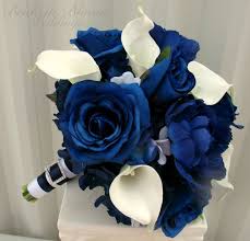There are so many amazing fall wedding bouquets that you can choose for your big day. The Blue And The Callas Wedding Bouquets Bride Silk Flowers Wedding Calla Lily Bouquet Wedding