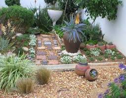 Pin By James Robertson On Succulent Gardens Garden Design Succulents Garden Small Garden