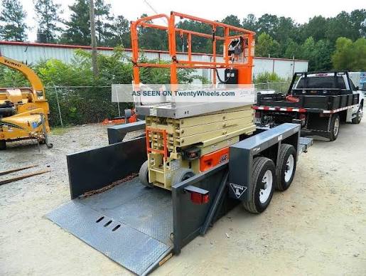 JLG UT-612 Trailer