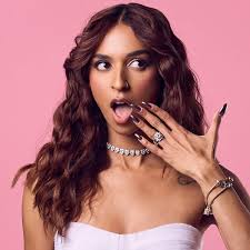 Ella Titus (@ella.titus) • Instagram photos and videos