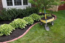 Also paving the garden can help garden get. 40 Awesome And Cheap Landscaping Ideas 27 Is Too Easy