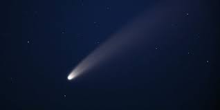 A bright comet is heading towards Earth and could outshine the stars in the  sky, say astronomers : r/space