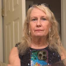 My most important part of the day WARPANT Warpaint Journal @WarpaintJournal  The urge to stay up late because it's the only time you get to be  unperceived, unmasked, and unburdened by demands.