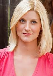 Lindsey Reckis's Instagram, Twitter & Facebook