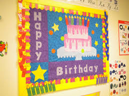 Classroom Birthday Bulletin Board Ideas For Preschool Bunches Of Bulletin Boards Birthday Bulletin Classroom Birthday Birthday Board Classroom