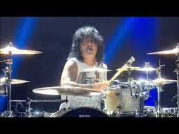 Barame napulgeorineun kkoccipcheoreom miraeneun al suga eopsjanha ijeneun. Accordi Testi Me Vale Mana Skitarrate