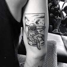 Astronauts tattoos | bigest tattoo gallery of best tattoo ideas, tattoo motive and designs, best tattoo artists and tattoo models from all over the world. 100 Astronaut Tattoo Designs For Men Spaceflight Ideas