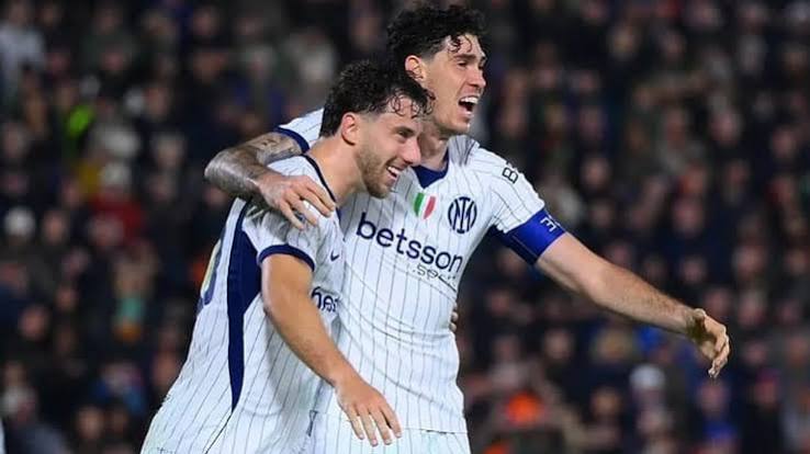 Com dois gols contra, Inter de Mil&atilde;o vence Venezia e retoma a lideran&ccedil;a do Italiano - VAVEL Brasil