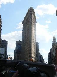 Welll a solid noooo he held up a one su. Flatiron Building Think Spiderman Bild Von The Iroquois New York New York City Tripadvisor