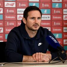 Frank james lampard obe (born 20 june 1978) is an english professional football manager and former player who was most recently the head coach of premier league club chelsea.as a player, he is widely considered to be one of chelsea's greatest ever players, and one of the greatest midfielders of his generation. Frank Lampard Told Why He Should Take Crystal Palace Manager Job By Former Liverpool Star Football London