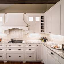 The backsplash should enhance that look. 75 Beautiful Kitchen With White Cabinets And Travertine Backsplash Pictures Ideas May 2021 Houzz