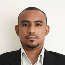 Pamela y Anel ganan oro en Karate