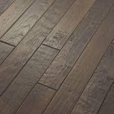 Shaw Western Hickory Winter Grey 3 4 In Thick X 3 1 4 In Wide X Random Length Solid Hardwood Flooring 2 Hardwood Floors Flooring Handscraped Hardwood Floors