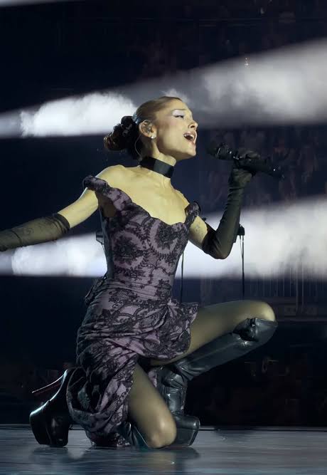 Ariana Grande Eternal Sunshine World Tour London N3 – She's an Angel