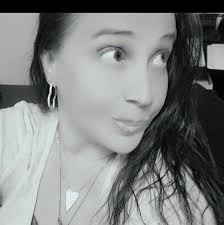 What to do when your partner doesn't want to post about your relationship 