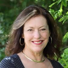 Anna Simmonds (@annavsimmonds)