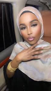 Ayanita🦋 (@ayanish_n)