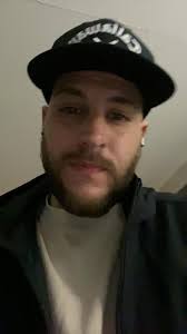 Fat Perez in Cubicle