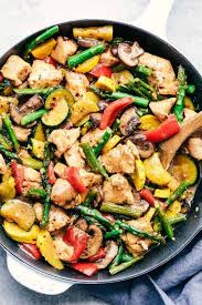 Honey Garlic Chicken Stir Fry In 2020 Garlic Chicken Stir Fry Vegetable Stir Fry Recipe Chicken Stir Fry