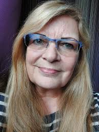 Hi there, I retired 12 years ago from 42 years in public service, mainly  education. Never had children but always had animals. I'm 70 and live  aboard my Narrowboat in South Yorkshire,