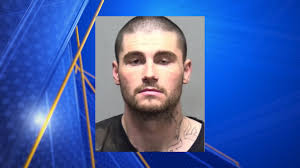 KCSO searching for suspect who assaulted deputies in Bakersfield