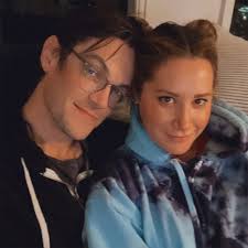 Ashley Tisdale, Christopher French 'Never Fought' Before Baby