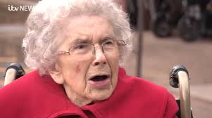 Heartwarming moment pensioner, 98, sees great-great-grandson