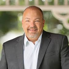 Christopher Thiel's Instagram, Twitter & Facebook