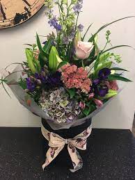 Hat Box Bouquet Hydrangea Lily Roses Lisianthus Gift Bouquet Gift Bouquet Flowers Bouquet