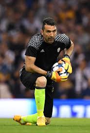 Il portierone della juventus vuole continuare a giocare. Gianluigi Buffon Photostream In 2021 We Are The Champions Champions League Final Uefa Champions League