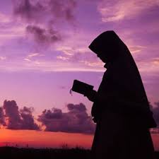 Oleh karenanya lindungi wanita dan muliakan dengan sebaik baiknya. Siluet Hijab Syari Hijabfest