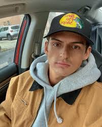 Michael Pomarico's Instagram, Twitter & Facebook