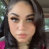 Amber Thibodeaux's Instagram, Twitter & Facebook