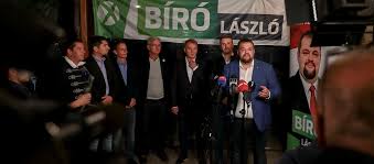 Több kormánypárti újság, köztük a mediaworkshöz tartozó fejér megyei hírlap netes kiadása is azt állította, hogy stummer jánost jakab péter utasította törvénysértésre. Itthon Jakab Peter Ha Az Ellenzek Erre Volt Kepes 50 Nap Alatt Retteghet A Fidesz Hvg Hu