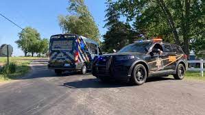 An off duty canine deputy, was returning home from training when he overheard a call for an alarm. Deputies Attempt To Speak With Barricaded Van Buren County Man Wwmt