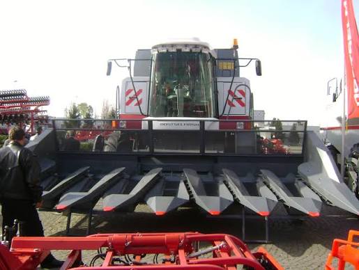Rostselmash ACROS 530 Combine